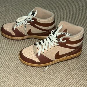 Nike shoes size 8.5